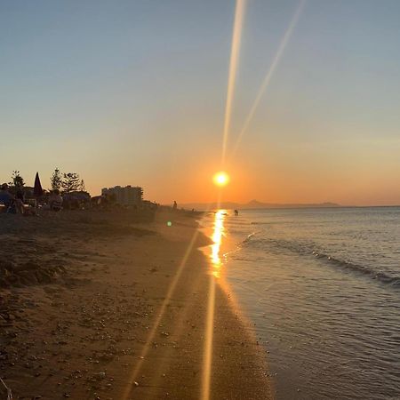 Holiday Beach Denia Luaran gambar